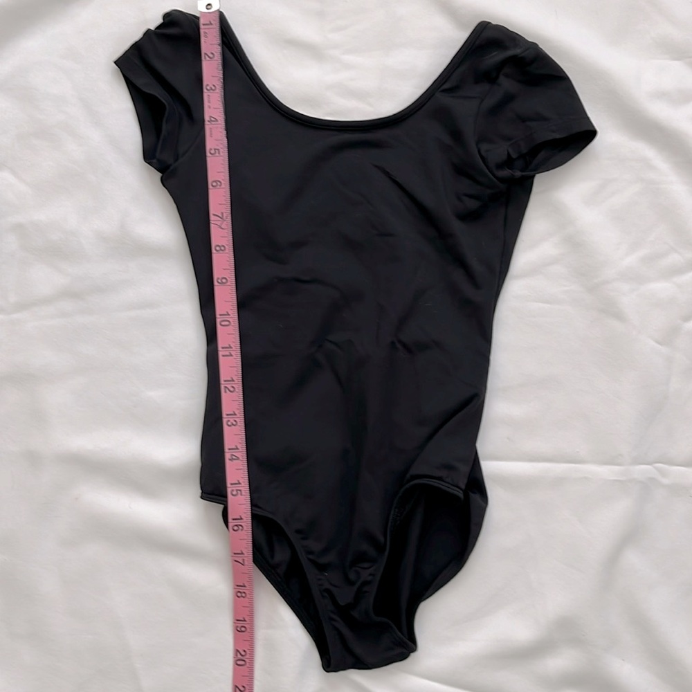Bloch girls 8-10 black dance leotard.